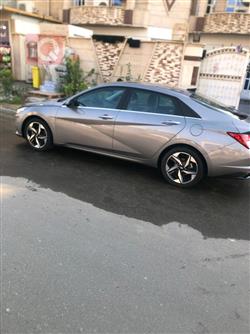 هیوندای ئەلەنترا